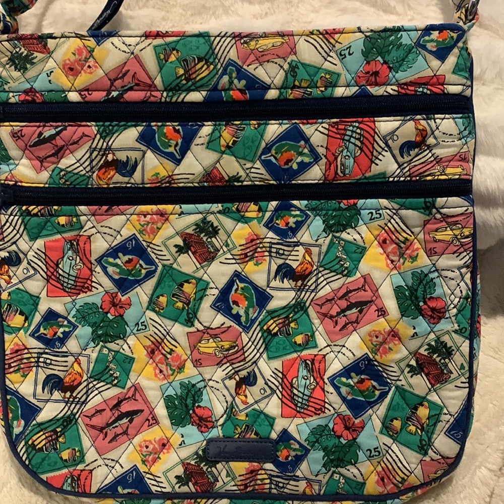 Vera Bradley Cuban Stamps Crossbody EUC! - Picture 2 of 9
